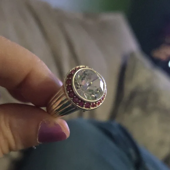 Brighton Silver and Pink Ring with Elegant Design - Picture 2 of 3